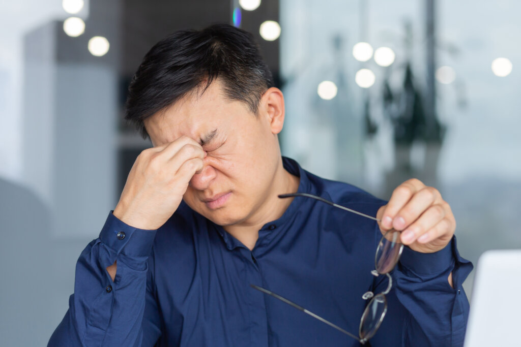 영양제 궁합 40대 남성 안구 건조 오메가3